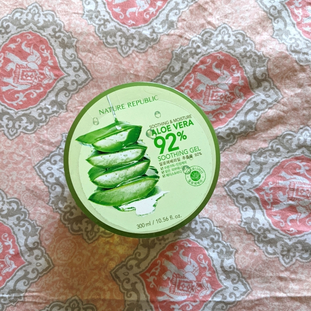 ALOE VERA SOOTHING GEL
